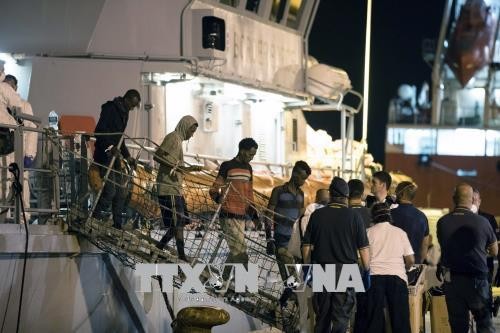 Masalah migran: Italia sepakat menerima para migran yang berhasil diselamatkan di laut