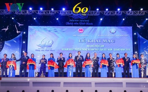 Pekan Raya pameran 60 tahun Hari Berdirinya Cabang Perikanan Vietnam