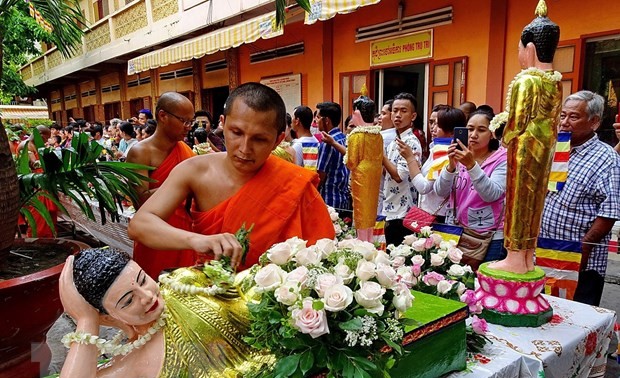 PM Vietnam, Nguyen Xuan Phuc mengirim surat ucapan selamat sehubungan dengan Hari Raya Tradisional Chol Chnam Thmay