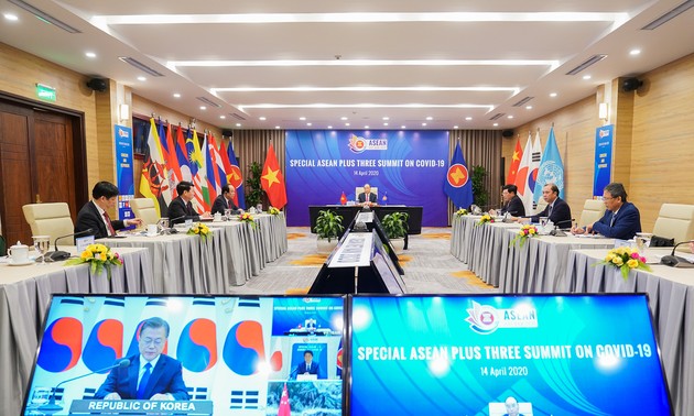 KTT  Khusus ASEAN dan  KTT Khusus ASEAN+3 menyerap perhatian media internasional