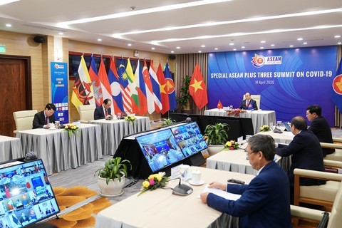  ASEAN 2020: Pimpinan berbagai negara dan organisasi internasional menilai tinggi peranan Vietnam dalam mengadakan KTT Khusus ASEAN dan  KTT Khusus ASEAN+3 tentang Covid-19