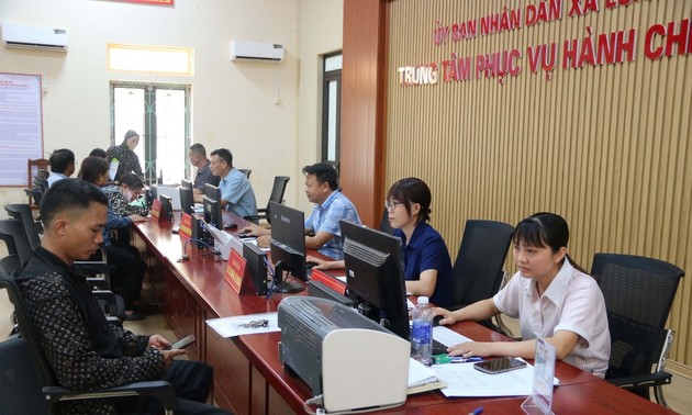 Perubahan yang Jelas dalam Mengoperasikan Pemerintahan Daerah Dua Tingkat di Provinsi Hung Yen