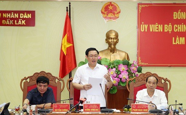 Le vice-Premier ministre Vuong Dinh Huê en déplacement à Dak Lak