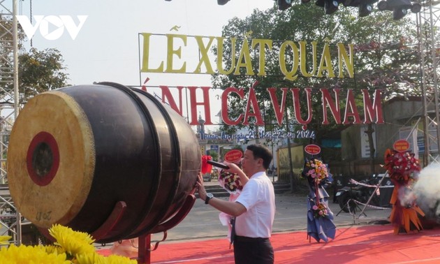 Fishermen in Thua Thien Hue set sail for first voyage of lunar new year