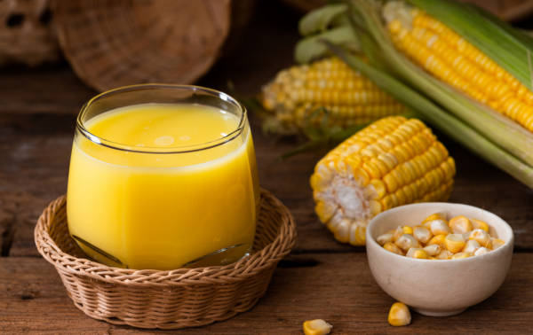 Homemade corn milk 
