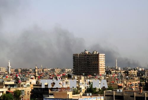 Irak melakukan serangan udara membasmi IS di Suriah