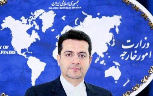 Iran menolak seruan dialog AS