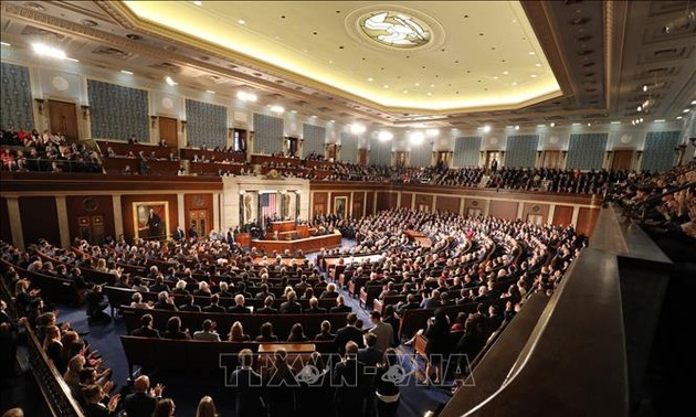 Senat AS menolak upaya mencegah Presiden Donald Trump dalam  mencanangkan perang terhadap Iran