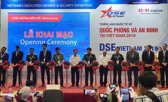 Pembukaan pameran internasional tentang hankam Vietnam 2019