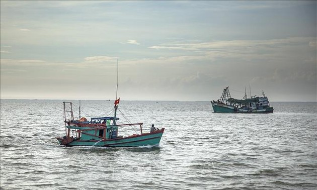 Vietnam Berikan Banyak Sumbangan di Forum Laut ASEAN ke-11 dan Forum Laut ASEAN yang Diperluas ke-9