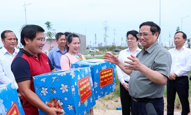 PM Pham Minh Chinh: Memperhatikan dan Memikirkan Pekerjaan serta Mata Pencaharian bagi Warga yang Direlokasi