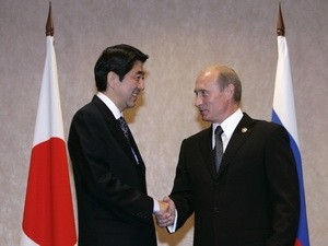 Japan und Russland werden Verhandlungen über einen Friedenvertrag fortsetzen