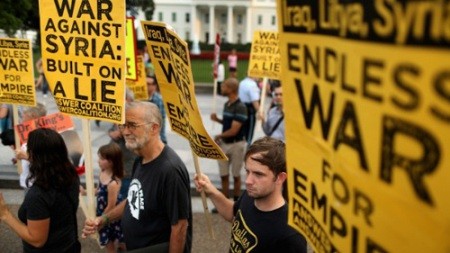 US-Amerikaner protestieren gegen geplanten Angriff auf Syrien 