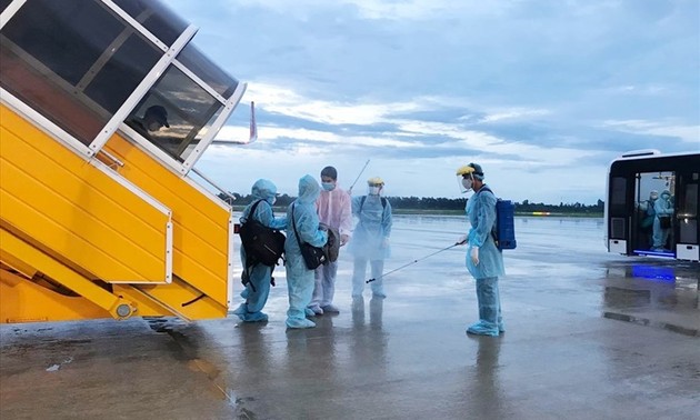 Vietnamesische Staatsbürger aus Singapur ins Heimatland bringen