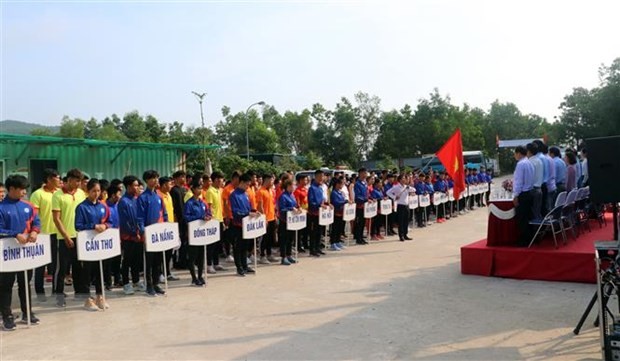 Turnier der Rennruder- und Kanuklubs eröffnet