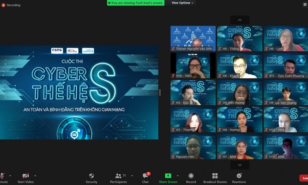Vietnamesische Jugendliche mit Wissen über Sicherheit und Geschlechtergleichstellung im Cyberspace ausstatten