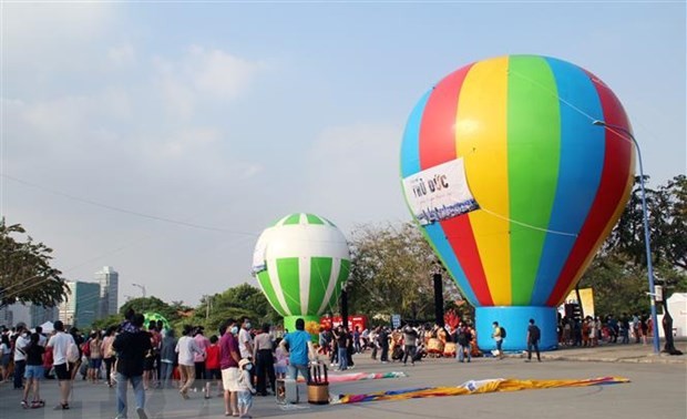 Das erste Heißluftballon-Festival in Ho-Chi-Minh-Stadt