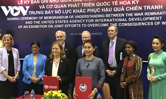 Ausstellungsraum über die Zusammenarbeit bei der Bewältigung von Kriegsfolgen in Ho-Chi-Minh-Stadt