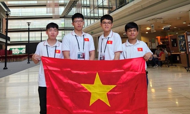 Vietnamesische Studenten gewinnen vier Medaillen bei der Internationalen Informatik-Olympiade