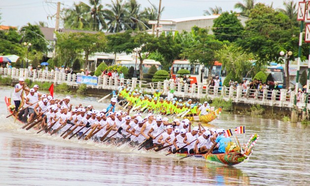 Die Provinz Tra Vinh belebt das traditionelle Bootsrennen wieder