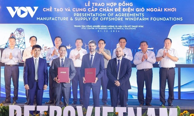 Premierminister Pham Minh Chinh nimmt an Veranstaltungen zu Öl und Offshore-Windenergie von Petrovietnam teil