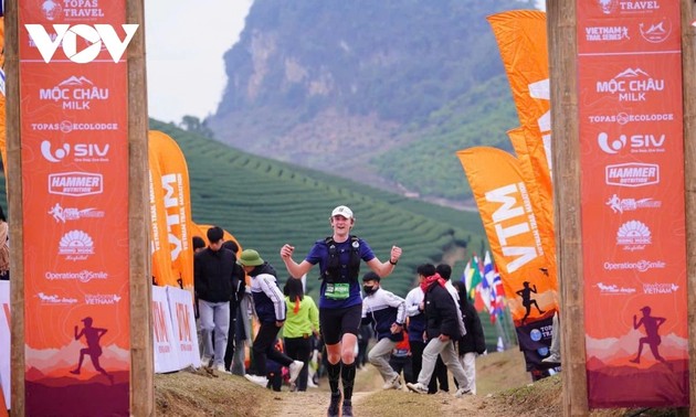 Der Marathonlauf mit der romantischsten Strecke Vietnams gestartet