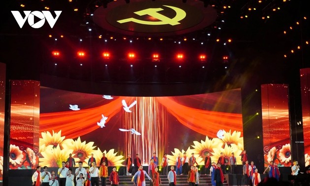 Das Kunstprogramm zum 95. Gründungstag der Kommunistischen Partei Vietnams