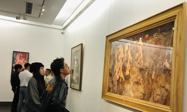 Ausstellung „Den Thu-Fluss hinunter 2025” sammelt Spenden für den Bau von Häusern für die Armen