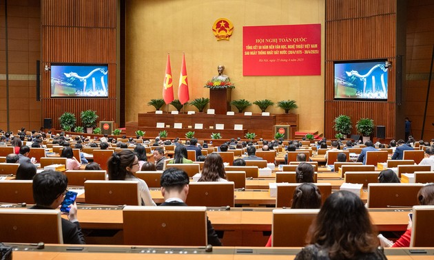 50 Jahre vietnamesische Literatur und Kunst seit der Wiedervereinigung des Landes 