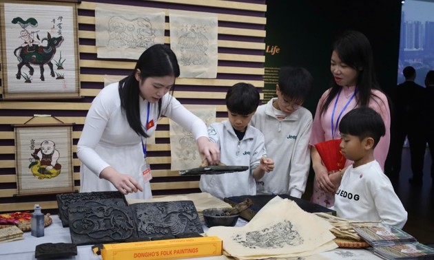 Eröffnung des Ausstellungsraums für Installationskunst „Vietnamesisches Volksspielzeug: die Verbindung” in Südkorea