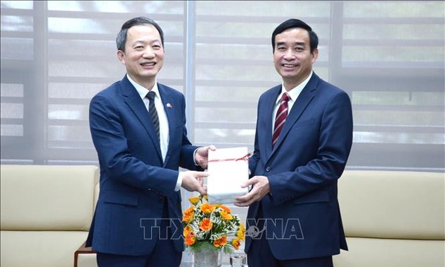 다낭시, 베-한 축제 매년 공동 주최