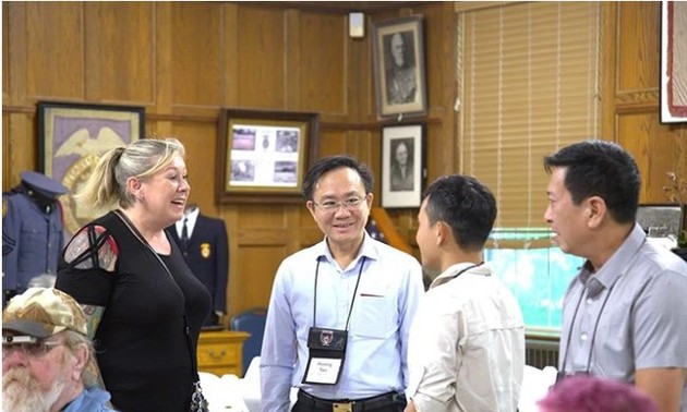 꽝빈, 동굴 탐방 및 어드벤처 여행개발에 국제 협력 강화