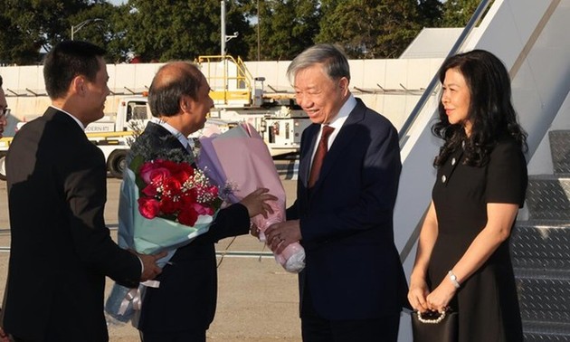 또 럼 당서기장·국가주석, 뉴욕 도착··제79회 유엔 총회 미래 정상 회의 일정 시작