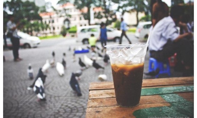 사이공 – 아이스 연유 커피