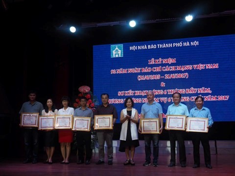 បណ្ដាសកម្មភាពរំលឹកខួបអនុស្សាវរីយ៍លើកទី៩២ទិវាសារព័ត៌មានបដិវត្តន៍វៀតណាម