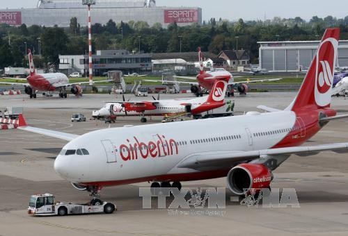 EU អនុម័តលើការទិញមួយផ្នែក Air Berlin  របស់ក្រុមហ៊ុន easyJet 