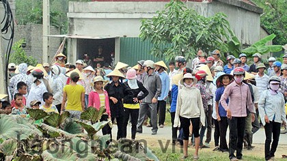 ខេត្ត Nghe An រៀបចំសន្និសីទកាសែតអំពីករណីនៅឃុំ Nghi Phuong ស្រុក Nghi Loc