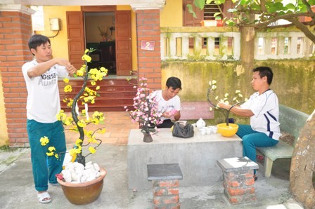 កងទ័ពនិងប្រជាជនកោះ Song Tu Tay ត្រៀមរៀបចំទទួលបុណ្យតេតប្រពៃណី