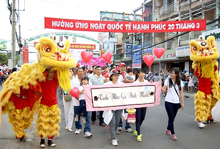 ​វៀតណាមជួយជ្រោមជ្រែងទិវាសុភមង្គលអន្តរជាតិ