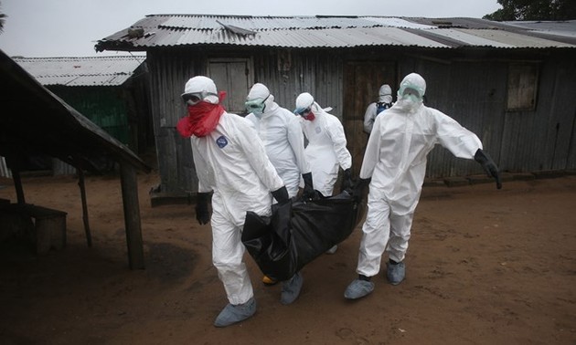  ចំនួនអ្នកជំងឺឆ្លងមេរោគ  Ebola ដែលត្រូវស្លាប់បានកើនឡើង ១៣៥០ នាក់