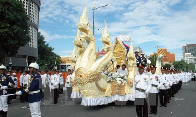 កម្ពុជារៀបចំពិធីកាន់ទុក្ខជាតិសម្តេច ជា ស៊ីម 