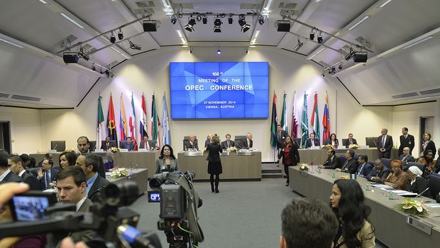 OPEC សម្រេចមិនកាត់បន្ថយបរិមាណប្រេង