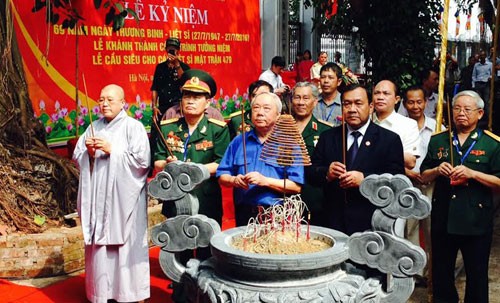 បើកសម្ពោធន៍សំណងរំលឹកវិញ្ញាណក្ខ័ន្ធយុទ្ធជនរណសិរ្យ៤៧៩យុទ្ធជនស្ម័គ្រចិត្តវៀតណាមនៅកម្ពុជា