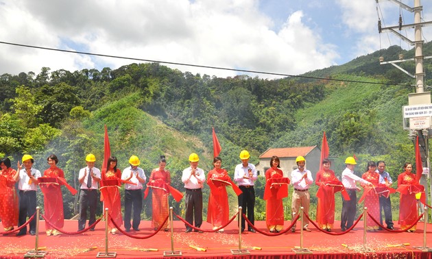 ខេត្ត Quang Ninh នាំមុខប្រទេសទាំងមូលក្នុងដំណើរការអគ្គីសនីភាវូបនីយកម្មជនបទកោះសមុទ្រ