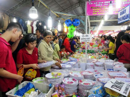 ផ្សារណាត់ពាណិជ្ជកម្មនិងកសិកម្មវាលសណ្តទន្លេ Cuu Long-Tien Giang បានបើកជាផ្លូវការ