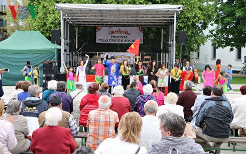 在捷克推介越南文化