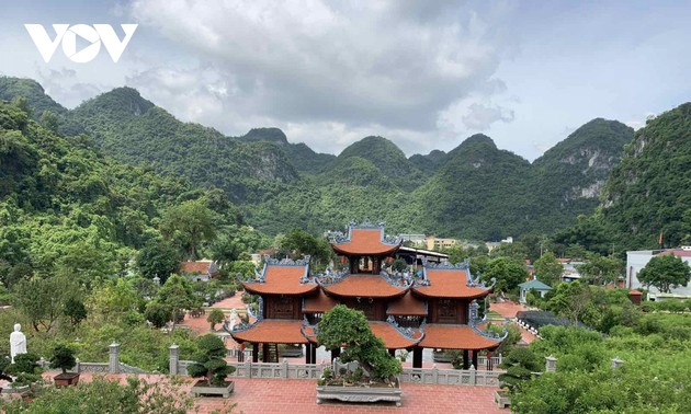 新青寺——北端边境的虔灵界碑