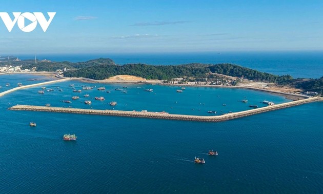 各地为重点工程、项目开工和落成典礼做好准备