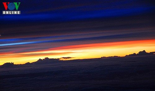 Enjoying the sunset from 10,000 metres 