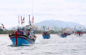 Fishermen in Khanh Hoa set sail in Truong Sa